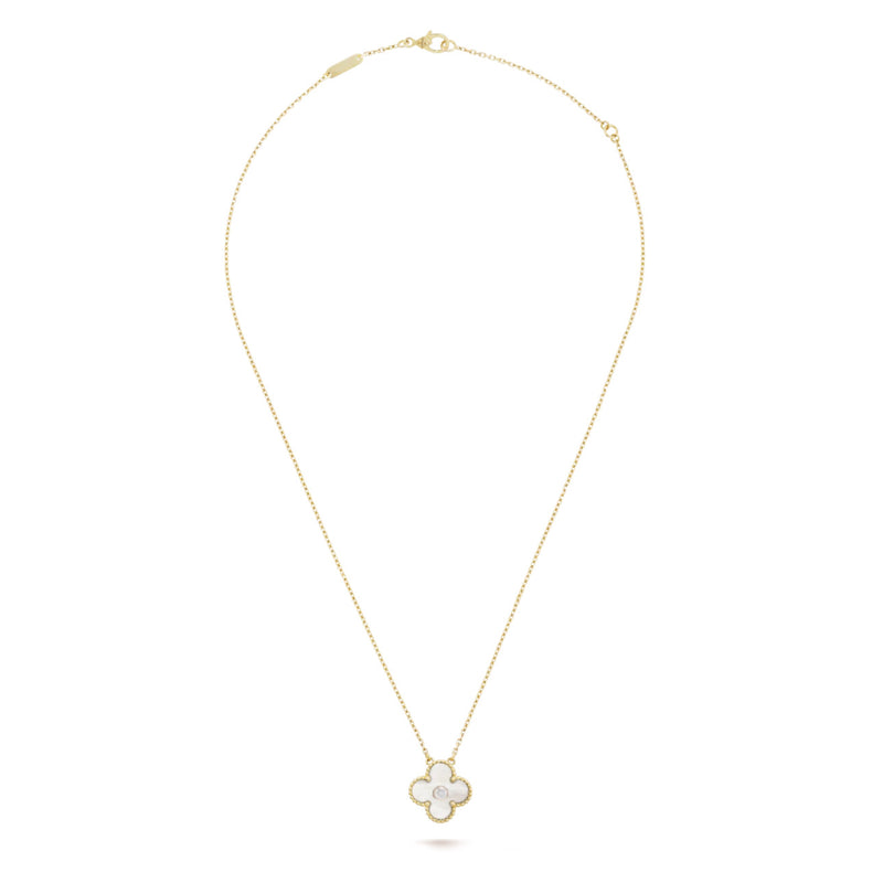 EXCLUSIVE CLOVER NECKLACE