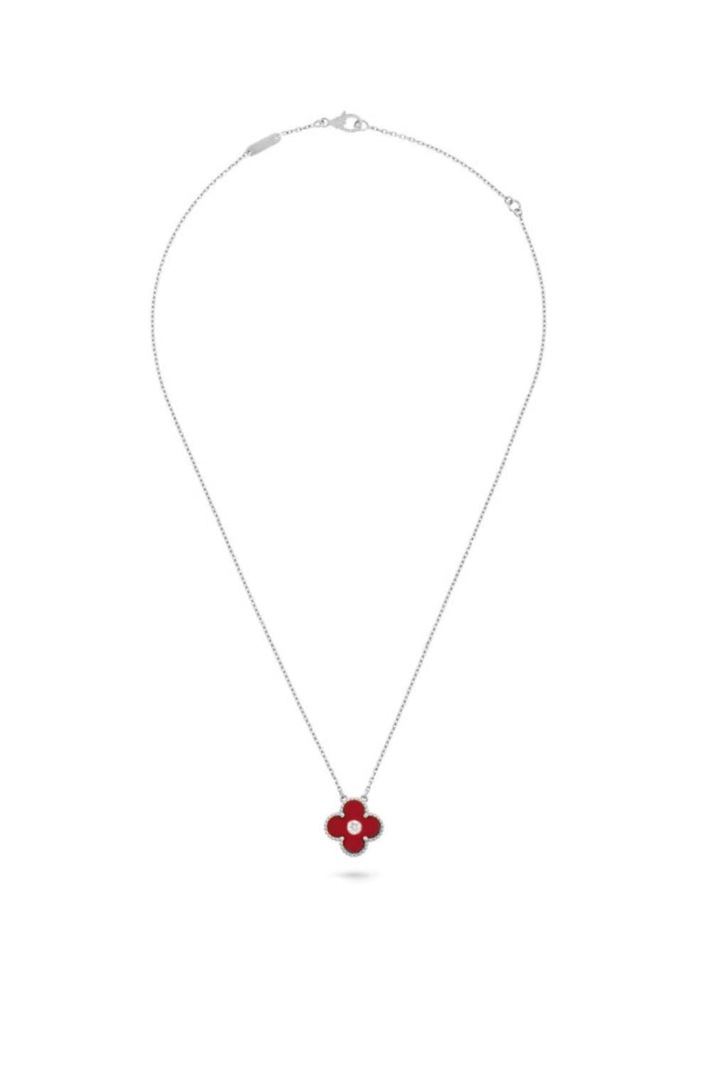 EXCLUSIVE CLOVER NECKLACE