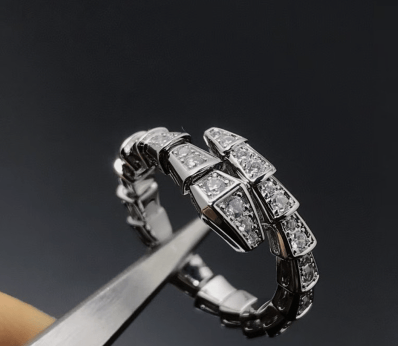 Sepke Rings Elegant Serpent Ring - Fashion Statement Jewelry – Ermoleve
